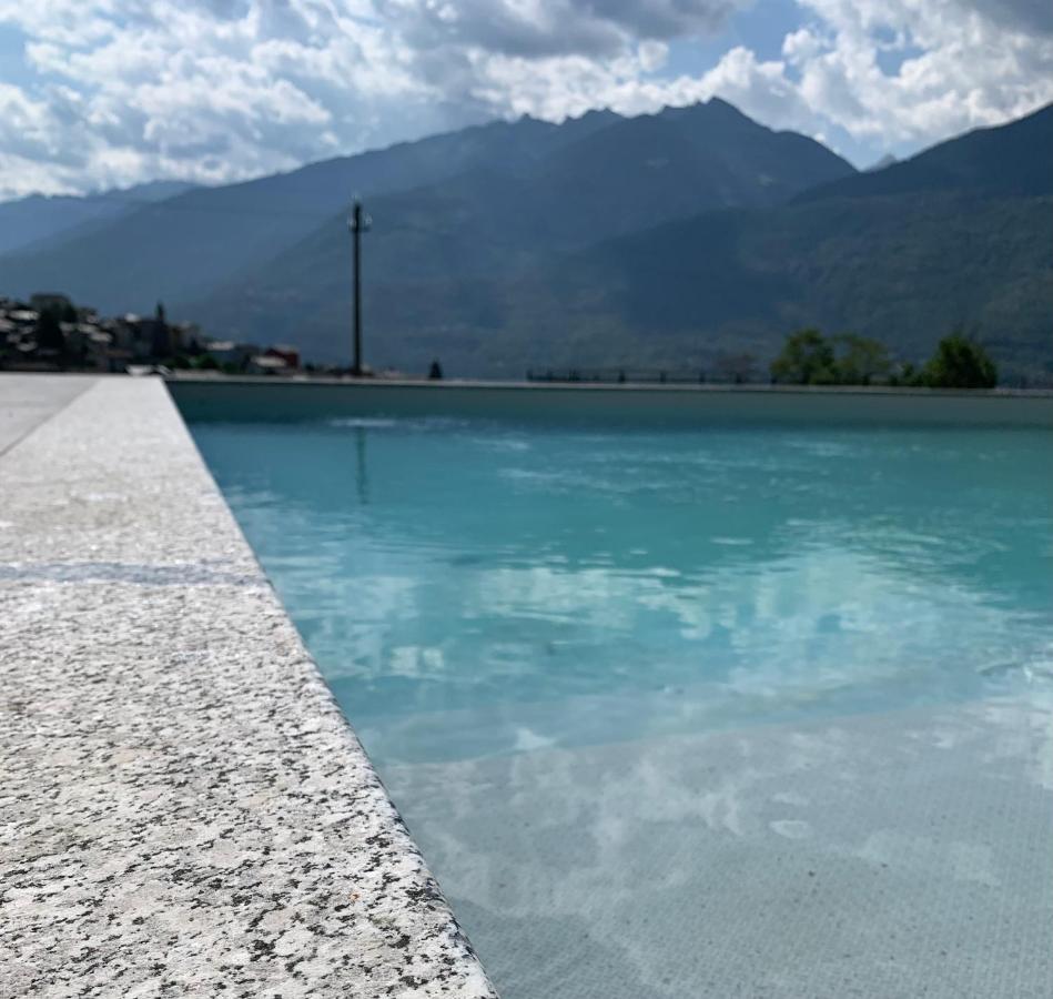 Guest House Le Cassandre Sondrio Exteriör bild