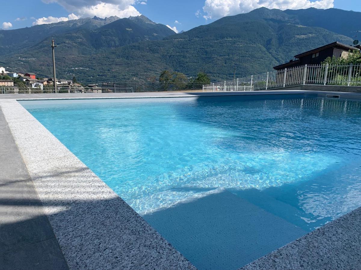 Guest House Le Cassandre Sondrio Exteriör bild